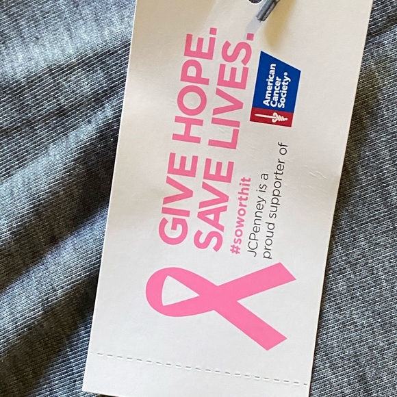 Activewear - Picture 6 of 6